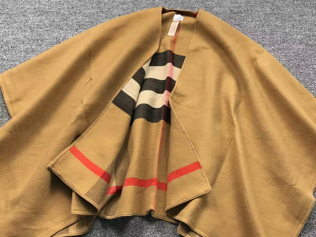 Burberry 135 B⭐R⭐E⭐RY SHAWL 510240876 (Long 154CM* Wide 135CM) - Image 3