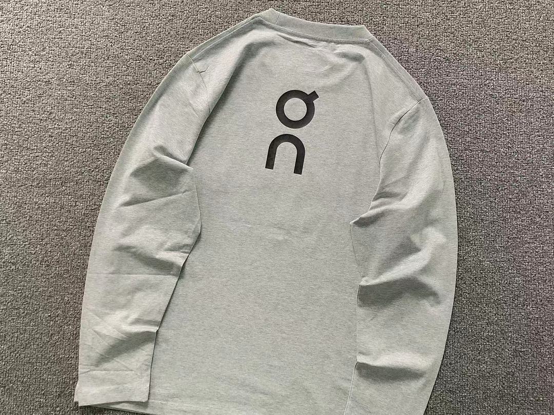 On Running 135 ON LONG SLEEVED 2208081004 (Im 170Cm 60Kg I Wear Size XL In The Phot) - Image 17