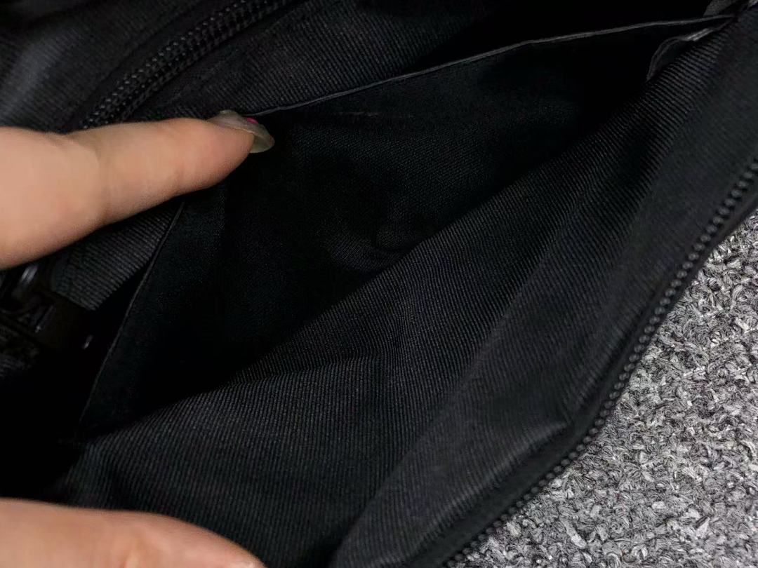 Fear of God 85 FOG BAG 111190866 (Long 28CM* Wide 12CM* High 18CM) - Image 26