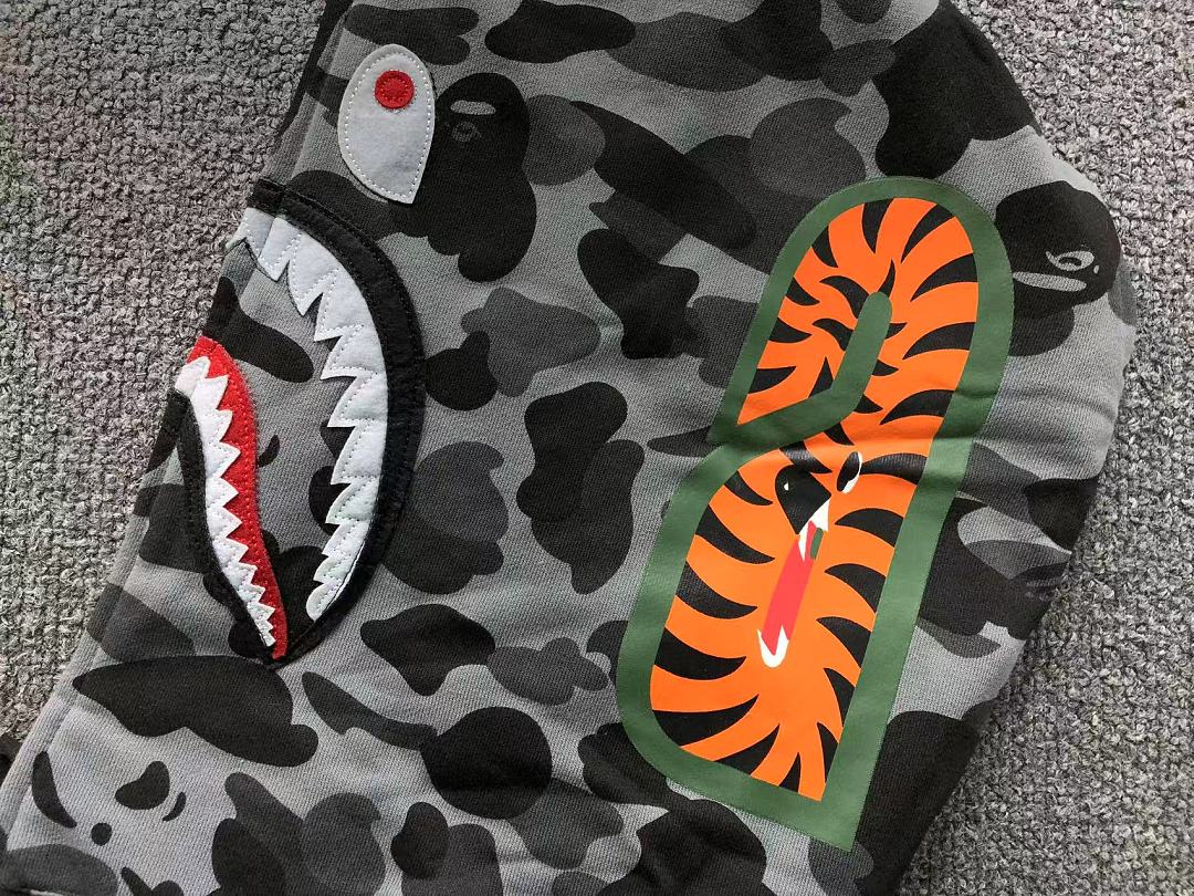 Bape 135 BAPE HOODIE 52070724158 (Im 170Cm 60Kg I Wear Size M In The Phot) - Image 36
