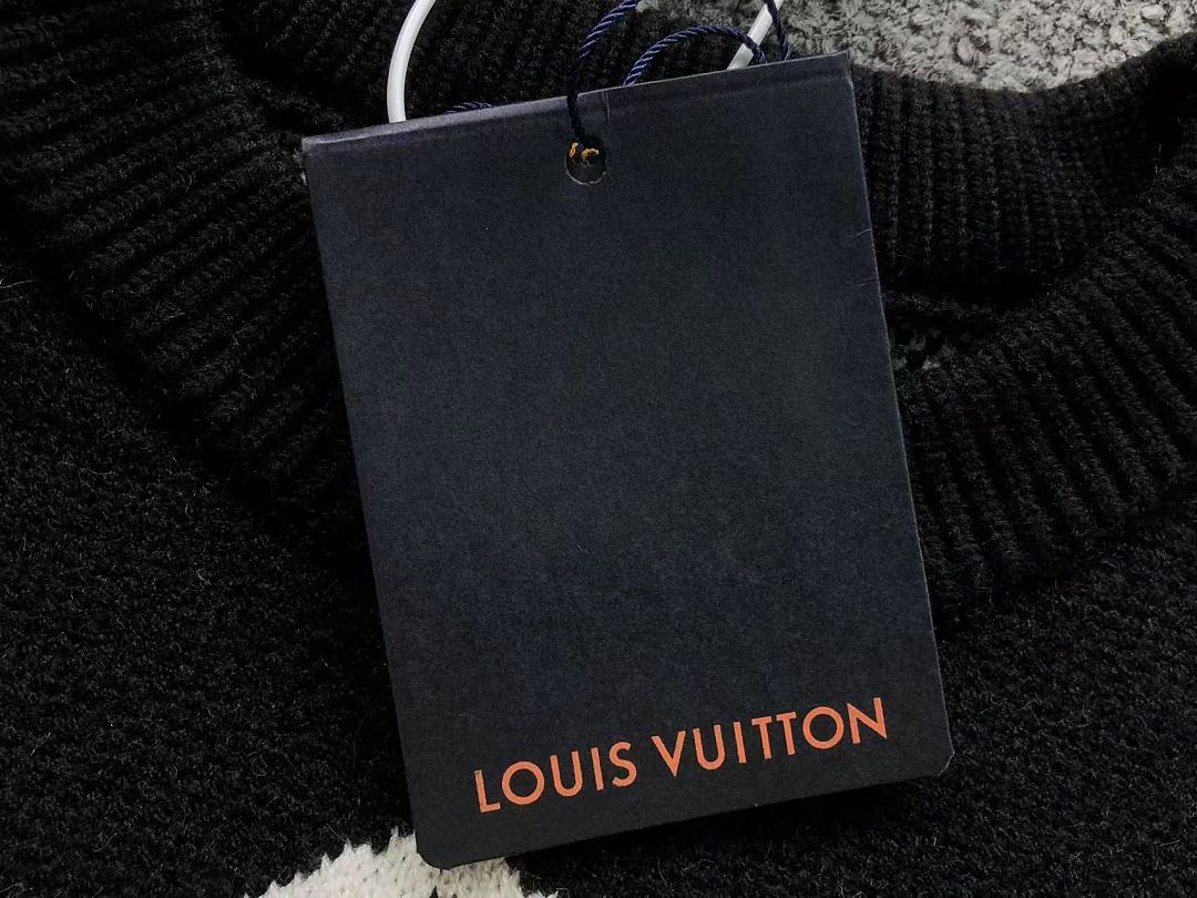 Louis Vuitton 208 L⭐ SWEATER 42090701156 (Im 170Cm 60Kg I Wear Size XL In The Phot) - Image 18