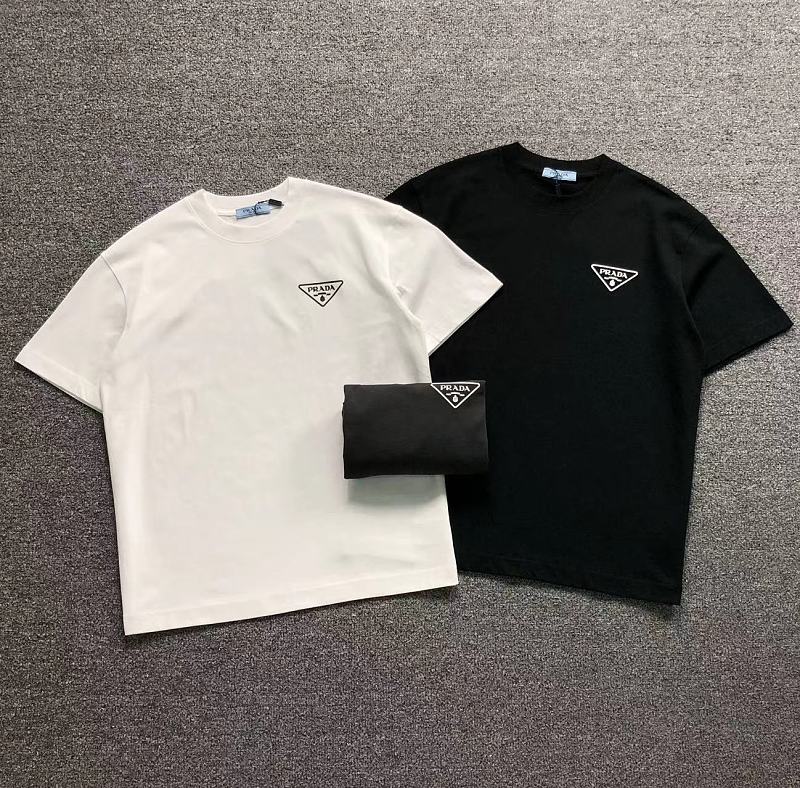 Prada 118 P⭐A⭐A T-SHIRT 3206130221 (Im 170Cm 60Kg I Wear Size L In The Phot)