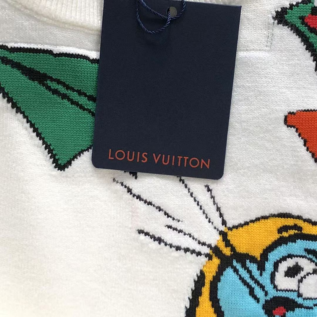 Louis Vuitton 165 L⭐ SWEATER 1110160860 (Im 170Cm 60Kg I Wear Size S In The Phot) - Image 14
