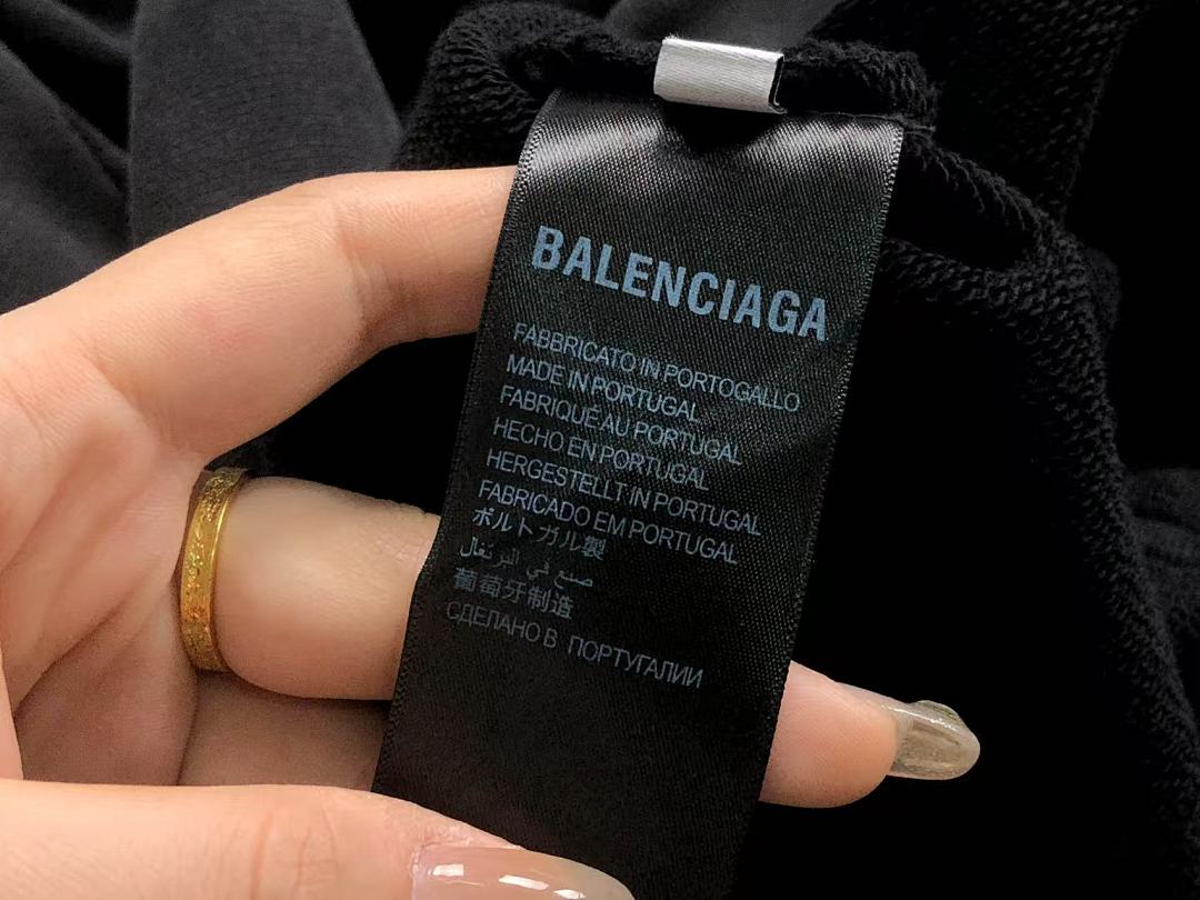 Balenciaga 258 B⭐L⭐⭐⭐IA⭐A HOODIE 31010043421 (Im 170Cm 60Kg I Wear Size M In The Phot) - Image 17