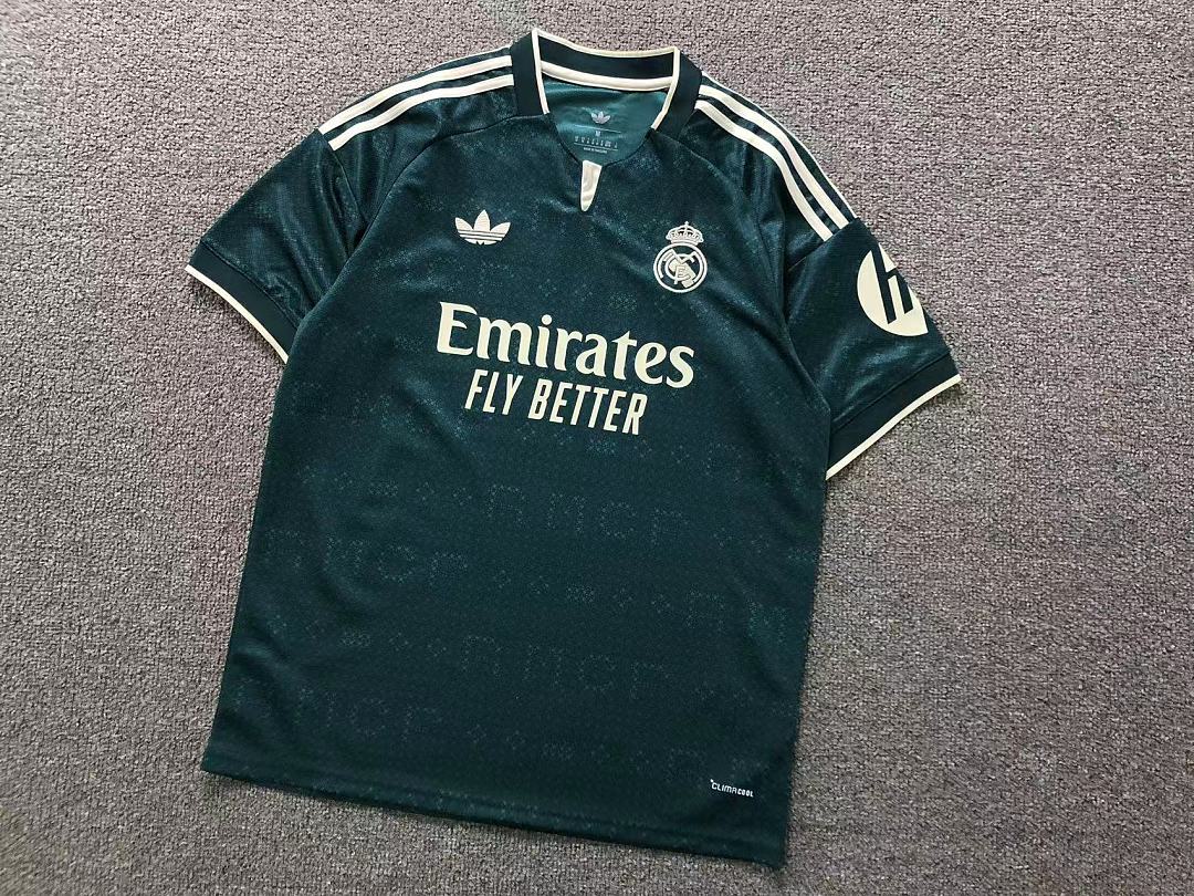 Unbranded 82 FOOTBALL T-SHIRT 1282823002 (Im 170Cm 60Kg I Wear Size M In The Phot) - Image 6