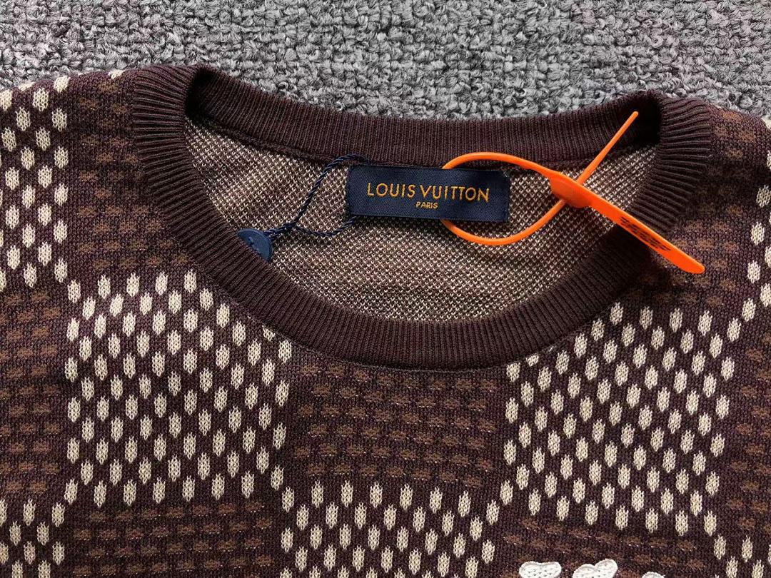 Louis Vuitton 188 L⭐ T-SHIRT 213032621 (Im 170Cm 55Kg I Wear Size L In The Phot) - Image 11