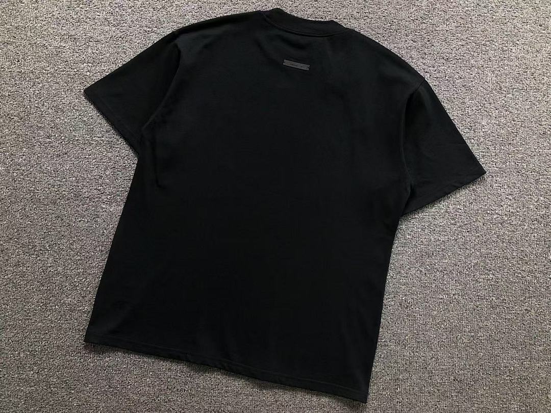 Fear of God 98 FOG T-SHIRT 3204040517 (Im 170Cm 60Kg I Wear Size S In The Phot) - Image 15