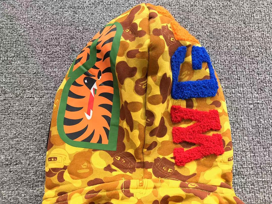 Bape 238 BAPE HOODIE 4110200677 (Im 170Cm 60Kg I Wear Size L In The Phot) - Image 15