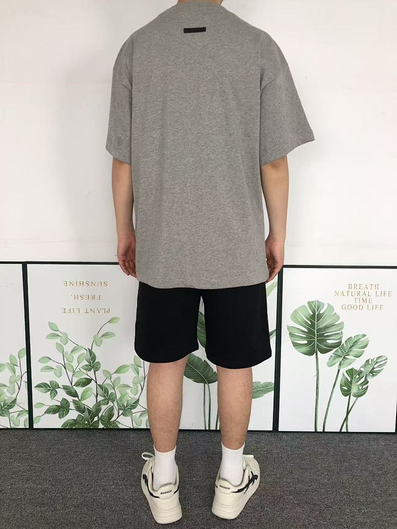 Fear of God 108 FOG T-SHIRT 404191117 (Im 170Cm 60Kg I Wear Size S In The Phot) - Image 4