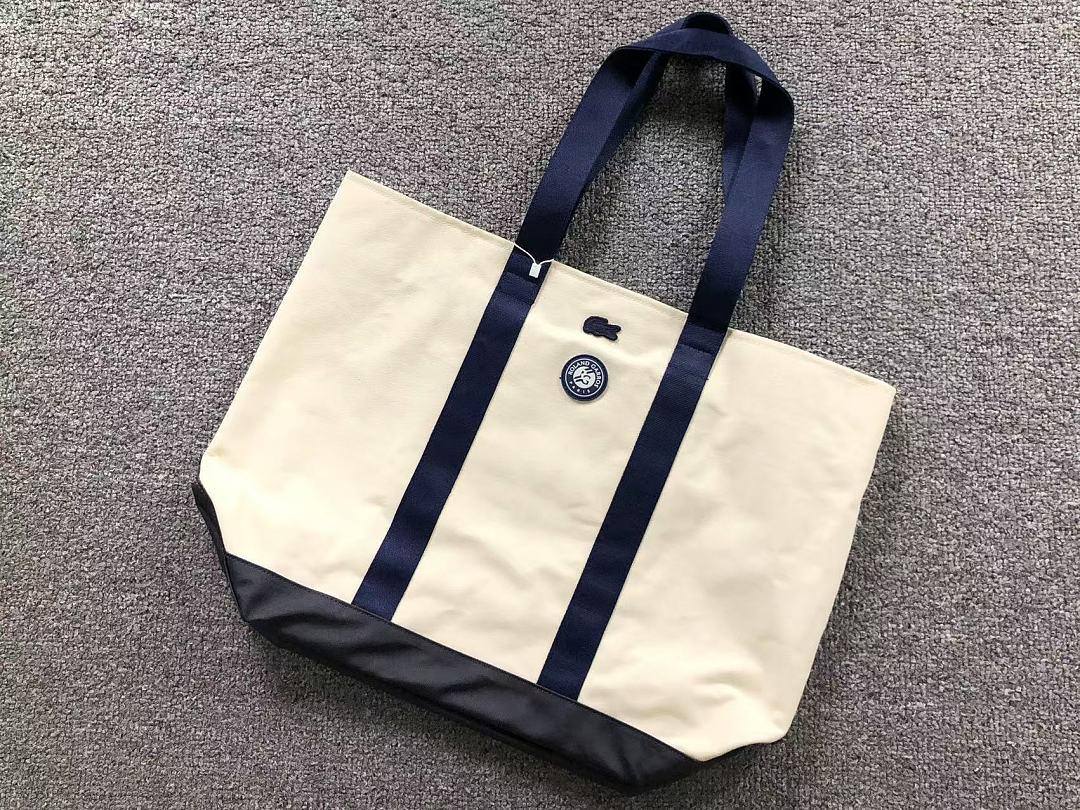 Lacoste 158 LACOSTE BAG 4206020375 (Long 45CM* Wide 18CM* High 36CM) - Image 11