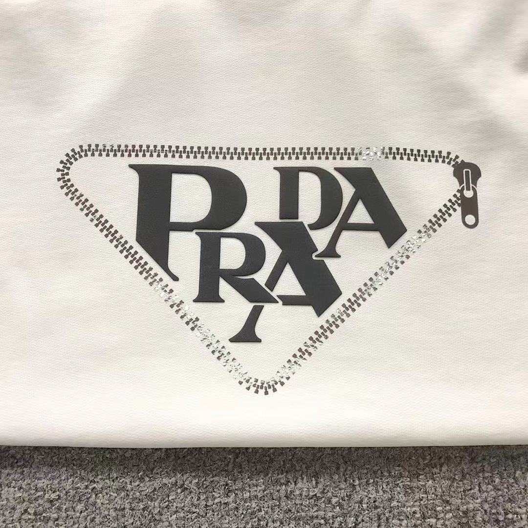 Prada 165 P⭐A⭐A HOODIE 5111413147 (Im 170Cm 60Kg I Wear Size M In The Phot) - Image 9