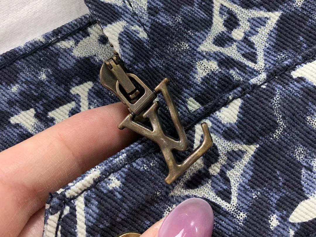 Louis Vuitton 268 L⭐ - Image 17