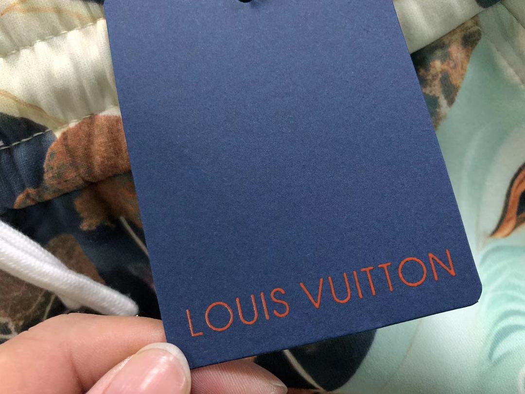 Louis Vuitton SHORTS175 L⭐ T-SHIRT SHORTS 22050513125 (Im 170Cm 60Kg I Wear Size S In The Phot) - Image 35