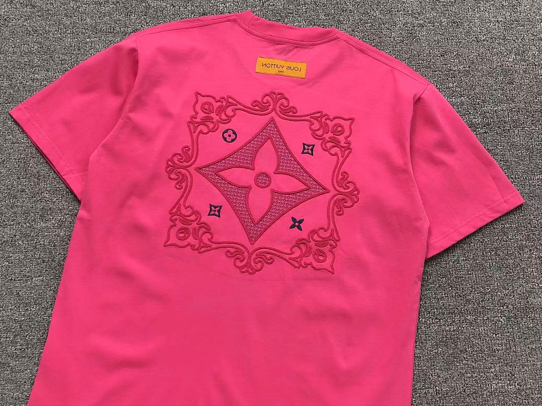 Louis Vuitton 118 L⭐ T-SHIRT 3207300220 (Im 170Cm 60Kg I Wear Size L In The Phot) - Image 15