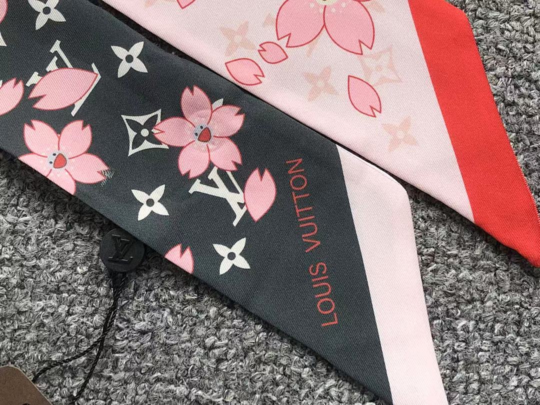 Louis Vuitton 68 L⭐ SCARF 5220713102 (Long 180CM* Wide 6CM*) - Image 9