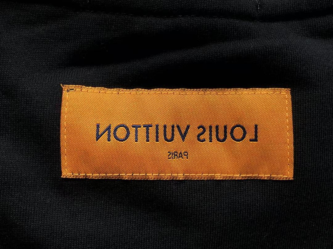 Louis Vuitton 178 L⭐ HOODIE 3208011321 (Im 170Cm 60Kg I Wear Size M In The Phot) - Image 17