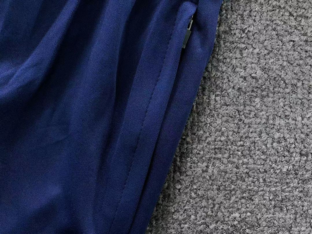 Chanel 135 FOOTBALL LONG SLEEVED TROUSERS - Image 25
