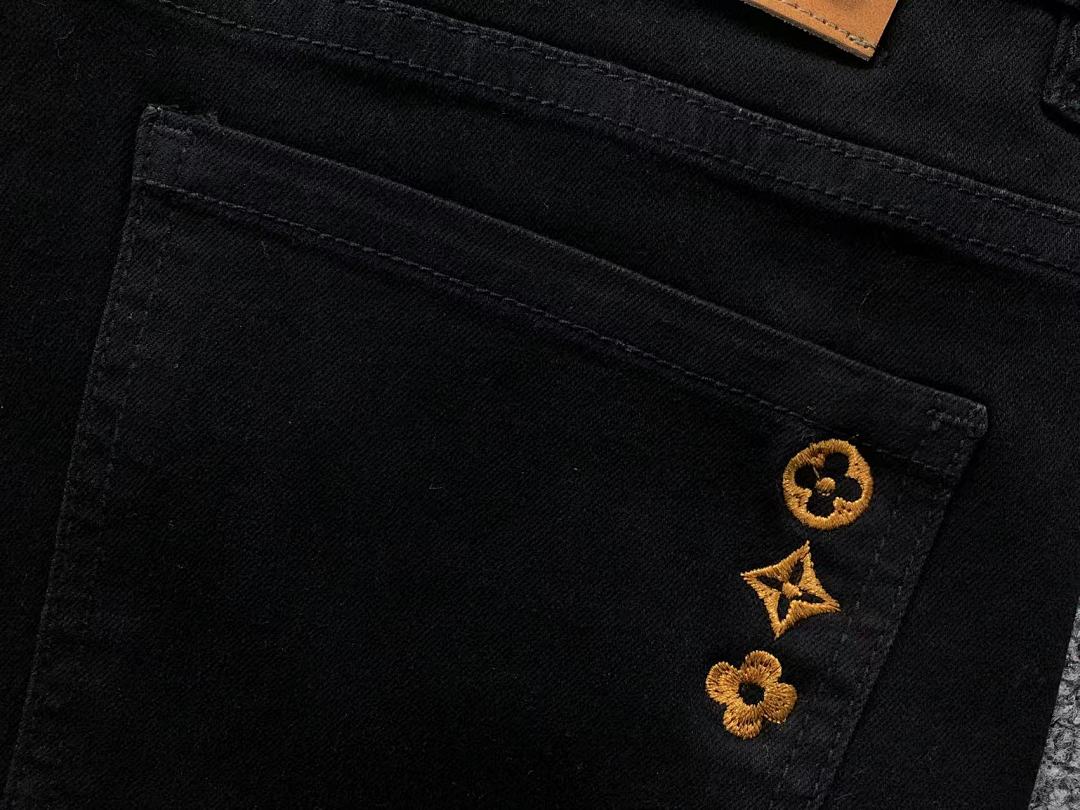 Louis Vuitton 195 L⭐ - Image 17