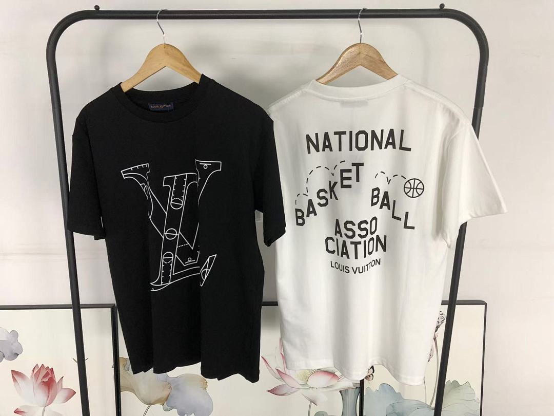 Louis Vuitton 108 L⭐ T-SHIRT 41062609126 (Im 170Cm 60Kg I Wear Size XS In The Phot) - Image 29