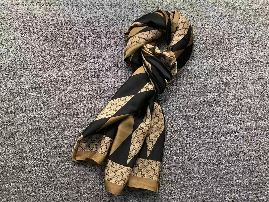 Gucci 68 G⭐C⭐I SCARF 2203170376 (Long 180CM* Wide 90CM*) - Image 11