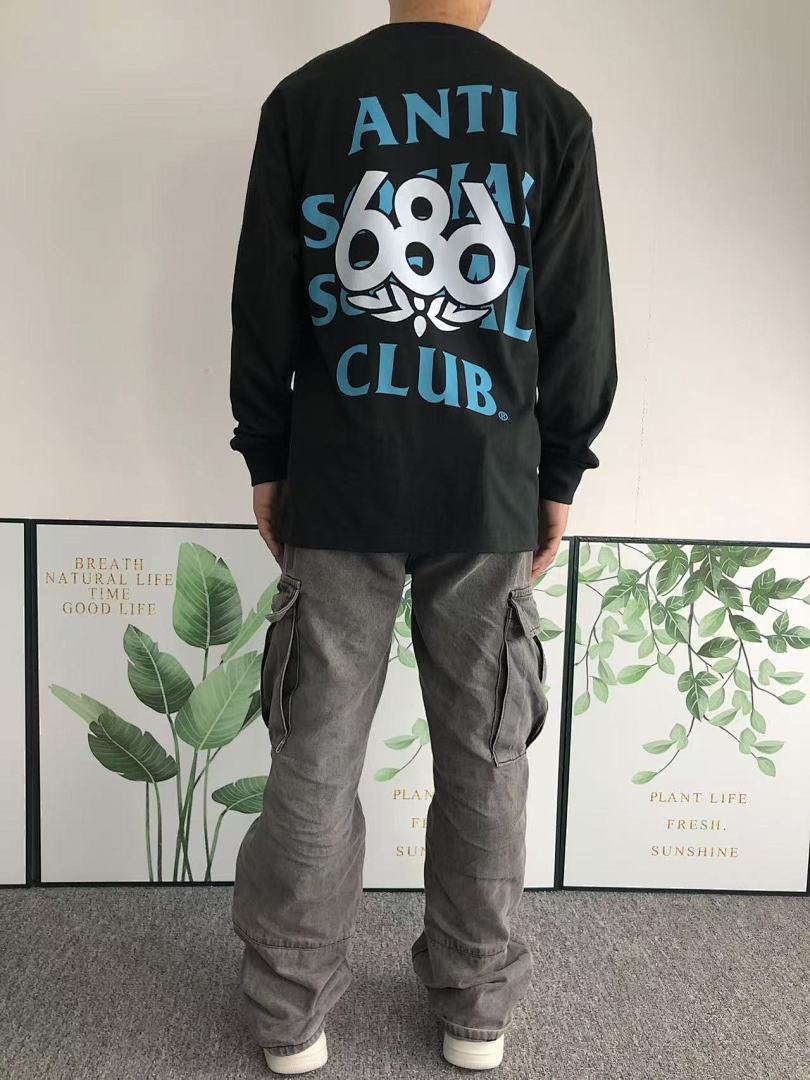 Christian Louboutin 105 ANTI SOCIAL CLUB LONG SLEEVED 412242102 (Im 170Cm 57Kg I Wear Size M In The Phot) - Image 4