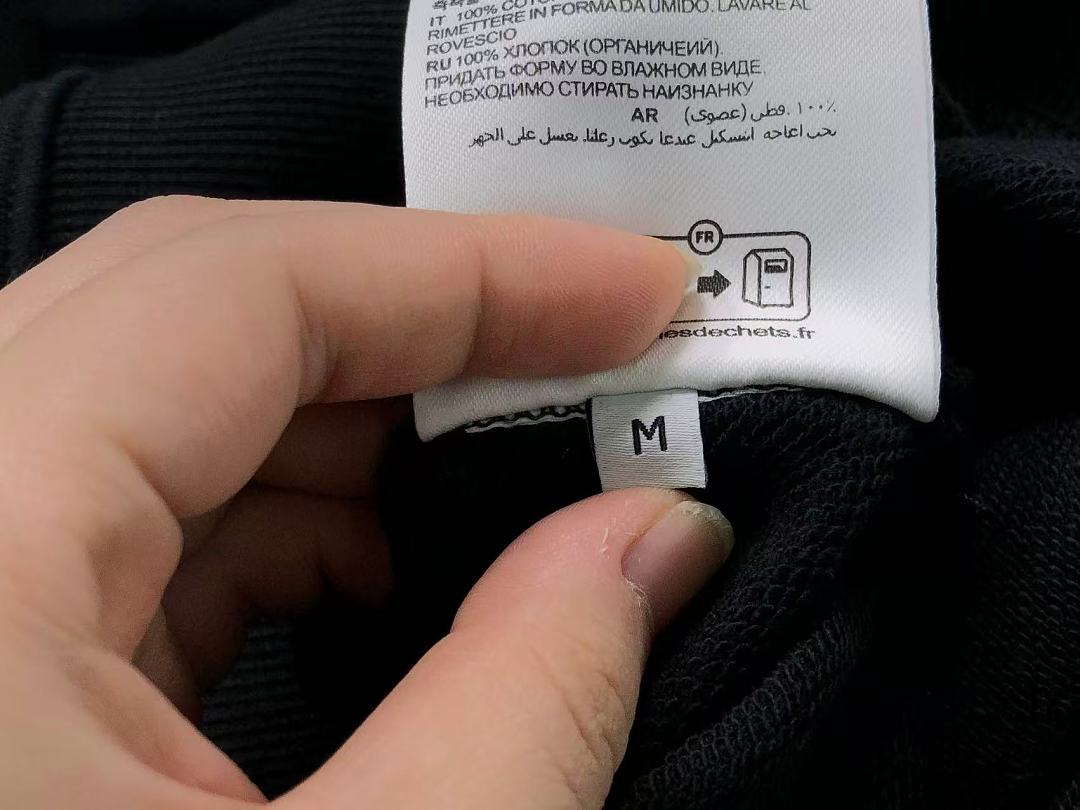 AMI 168 AMI HOODIE 3208212721 (Im 170Cm 60Kg I Wear Size M In The Phot) - Image 24