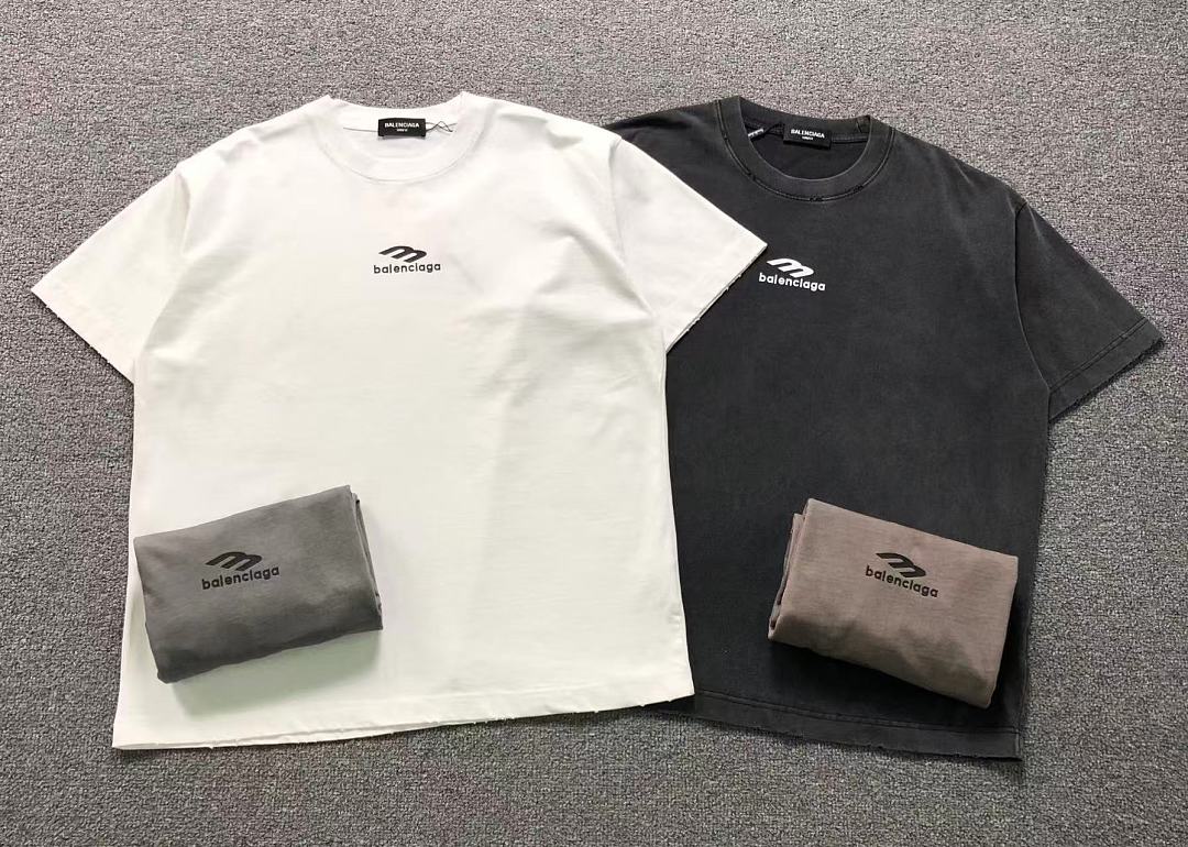 Balenciaga 129 B⭐L⭐⭐⭐IA⭐A T-SHIRT 42061613133 (Im 170Cm 60Kg I Wear Size 2XL In The Phot) - Image 5