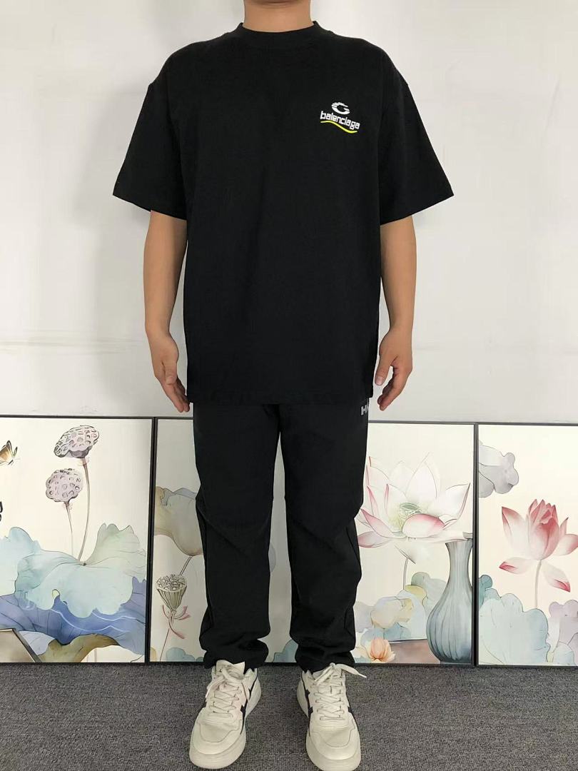 Balenciaga 118 B⭐L⭐⭐⭐IA⭐A T-SHIRT 4112002133 (Im 170Cm 60Kg I Wear Size XL In The Phot) - Image 3