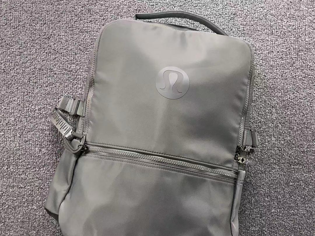 On Running 145 LULULEMON BAG 2207022476 (Long 27CM* Wide 15CM* High 40CM) - Image 9