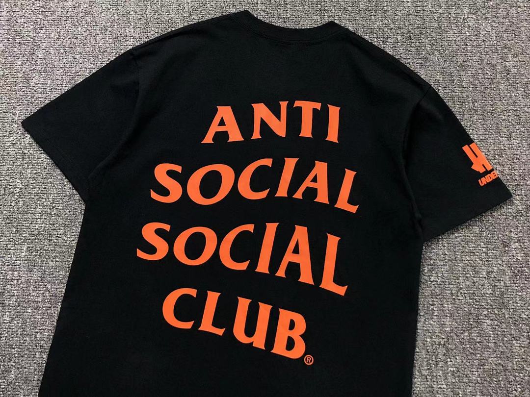 Christian Louboutin 85 ANTI SOCIAL CLUB X UNDEFEATED T-SHIRT - Image 7