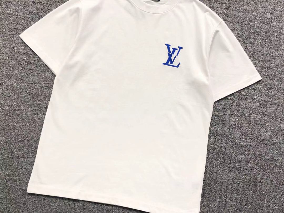 Louis Vuitton 108 L⭐ T-SHIRT 41072401133 (Im 170Cm 60Kg I Wear Size M In The Phot) - Image 8