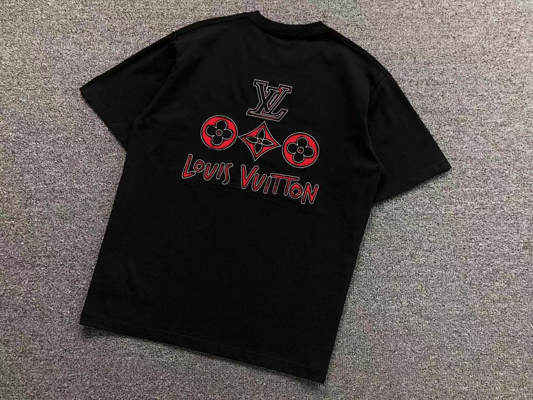Louis Vuitton 115 L⭐ T-SHIRT 520121520 (Im 170Cm 60Kg I Wear Size M In The Phot) - Image 8