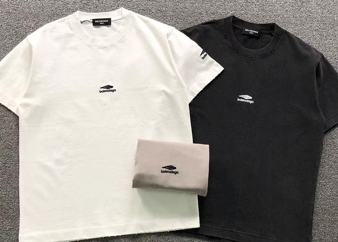 Balenciaga 125 B⭐L⭐⭐⭐IA⭐A T-SHIRT 5207270981 (Im 170Cm 60Kg I Wear Size S In The Phot) - Image 6