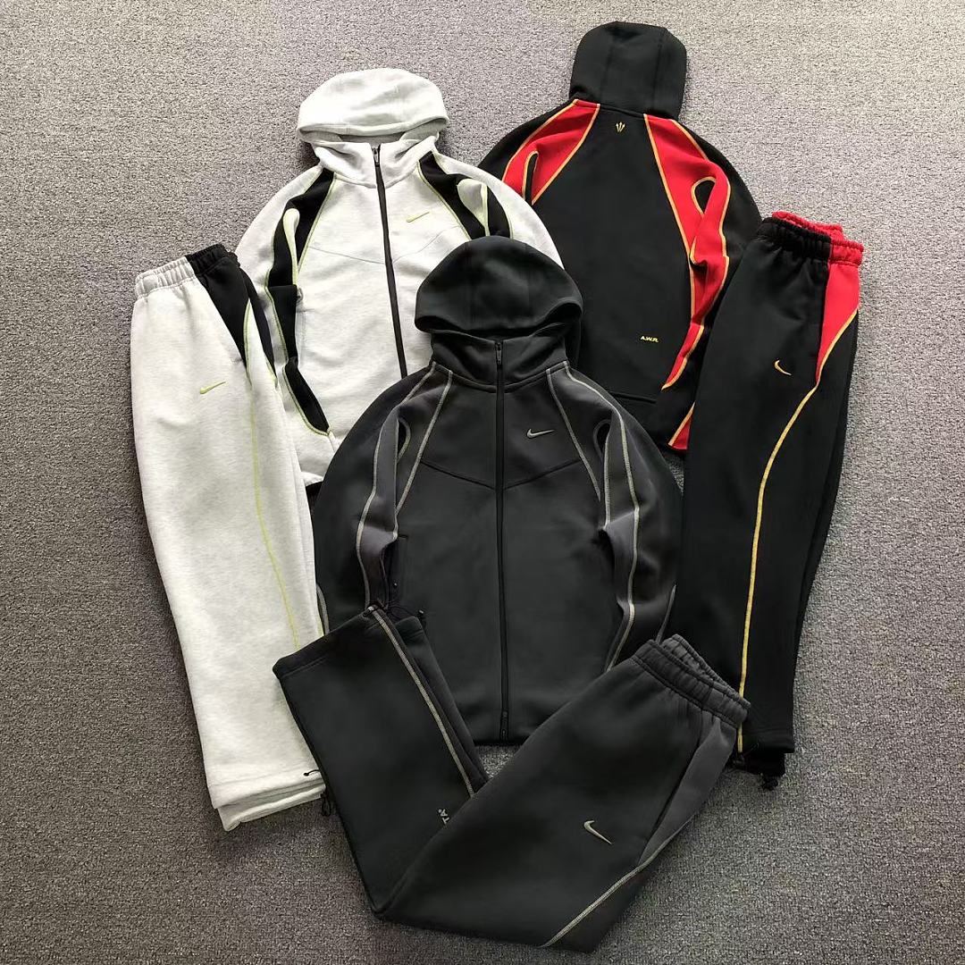 Nike TROUSERS 139 N⭐K⭐ NO⭐T⭐ HOODIE