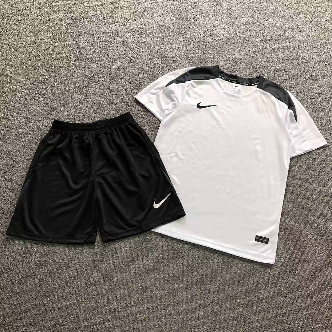 Unbranded 88 FOOTBALL T-SHIRT SHORTS 1272727002 (Im 170Cm 60Kg I Wear Size M In The Phot)
