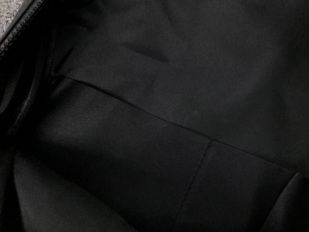 Hugo Boss 138 H⭐G⭐ B⭐⭐S BAG 310061513 (Long 27CM* Wide 11CM* High 39CM) - Image 21