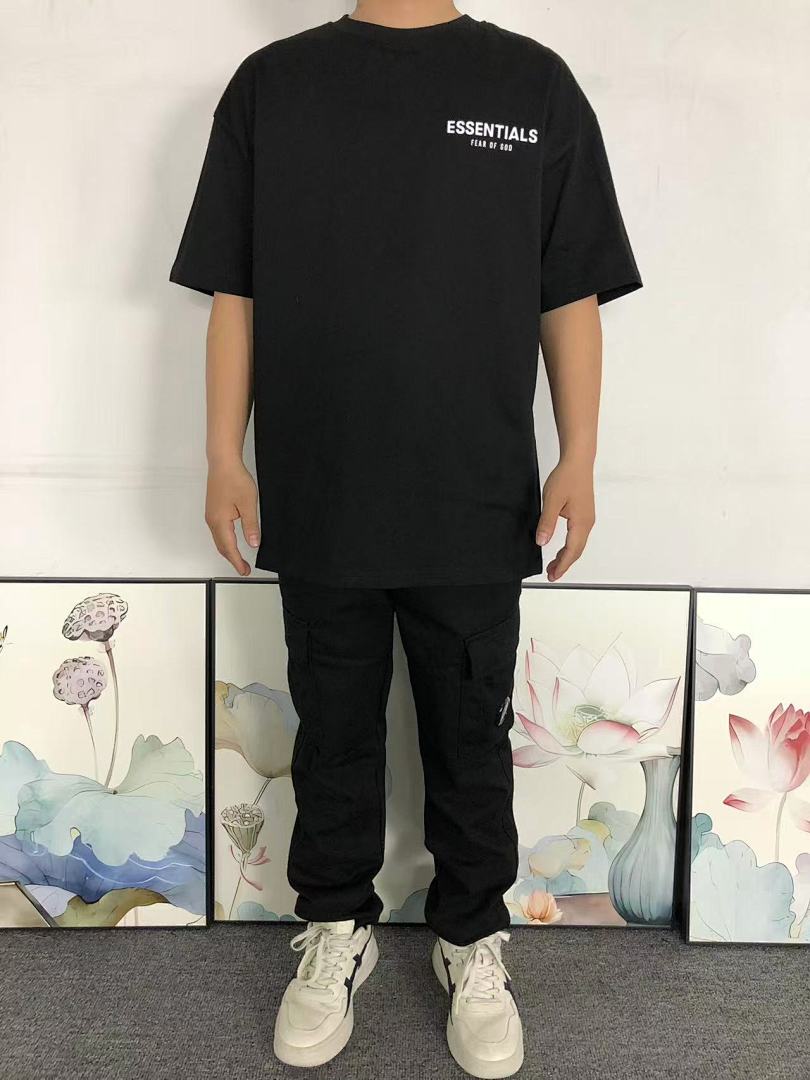 Fear of God 98 FOG T-SHIRT 4201090277 (Im 170Cm 60Kg I Wear Size M In The Phot) - Image 3