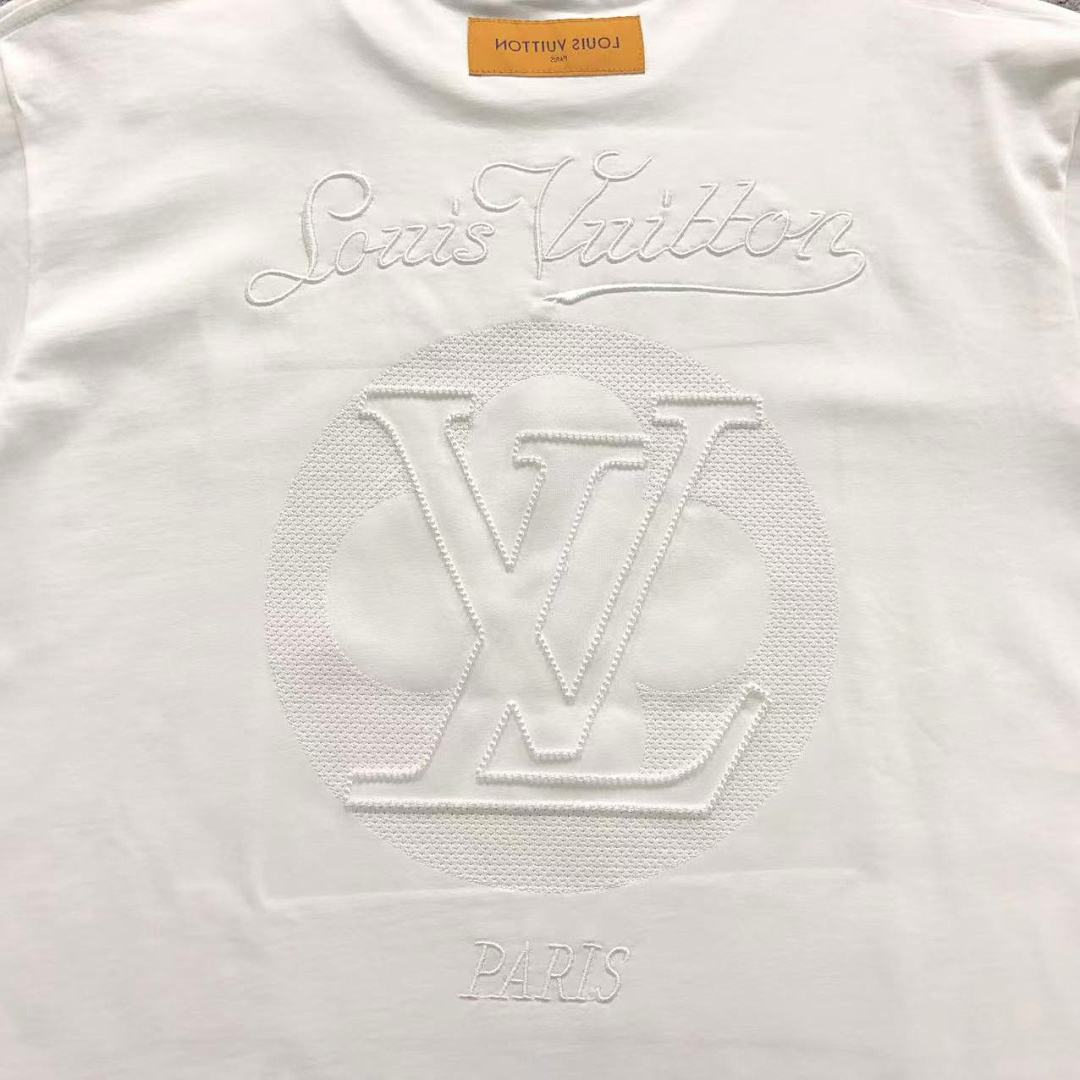 Louis Vuitton 118 L⭐ T-SHIRT 124705104 (Im 170Cm 60Kg I Wear Size S In The Phot) - Image 10