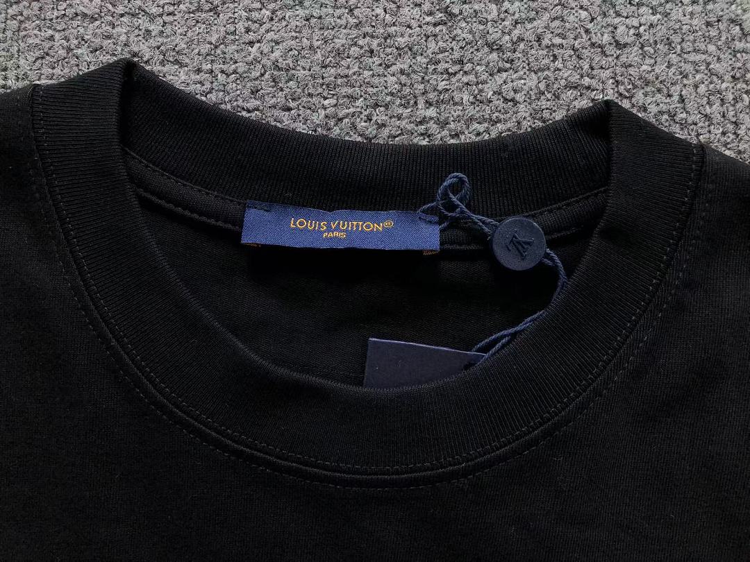 Louis Vuitton 158 L⭐ T-SHIRT 22051213001 (Im 170Cm 60Kg I Wear Size S In The Phot) - Image 19