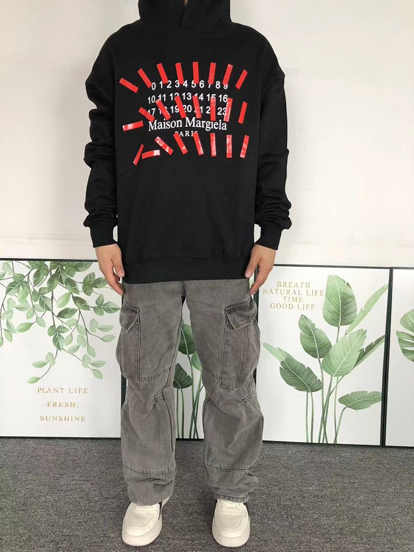 On Running 128 MAISON MARGIELA HOODIE 1102070451 (Im 170Cm 55Kg I Wear Size 44 In The Phot) - Image 3
