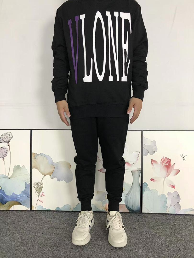 On Running 118 VLONE HOODIE 510115391 (Im 170Cm 60Kg I Wear Size S In The Phot) - Image 3