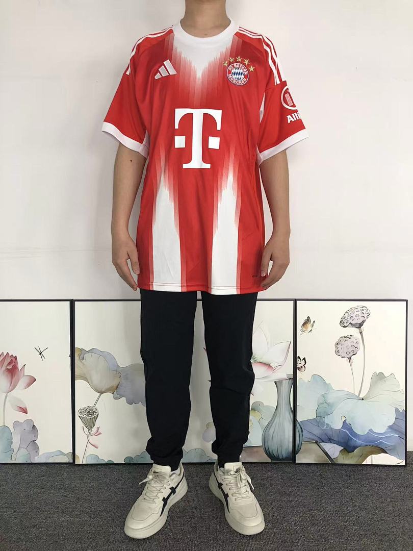 Unbranded 75 FOOTBALL T-SHIRT 11052316002 (Im 170Cm 60Kg I Wear Size L In The Phot) - Image 3