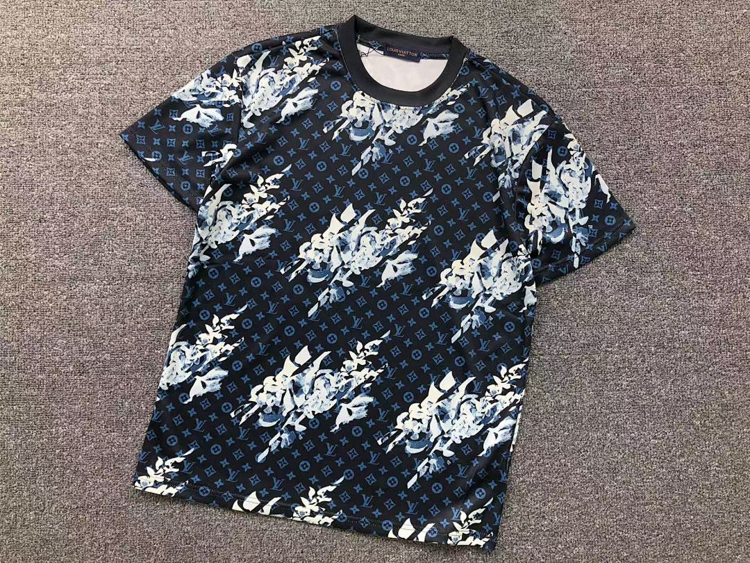 Louis Vuitton 79 L⭐ T-SHIRT 311120332 (Im 170Cm 57Kg I Wear Size M In The Phot) - Image 5