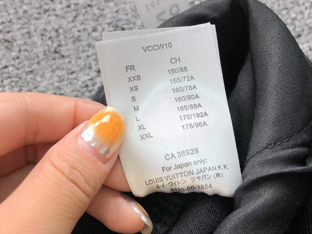 Louis Vuitton 195 L⭐ - Image 33