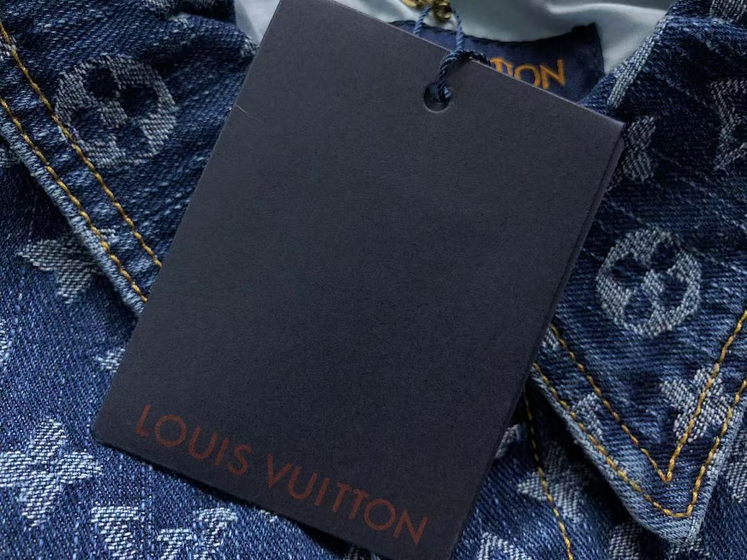 Louis Vuitton SHORTS 158 L⭐ T-SHIRT 3204091121 (Im 170Cm 60Kg I Wear Size S In The Phot) - Image 19