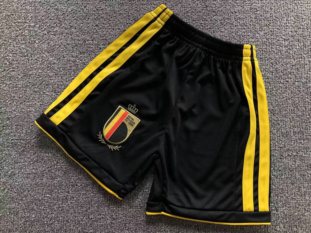 Chanel 75 FOOTBALL T-SHIRT SHORTS - Image 22