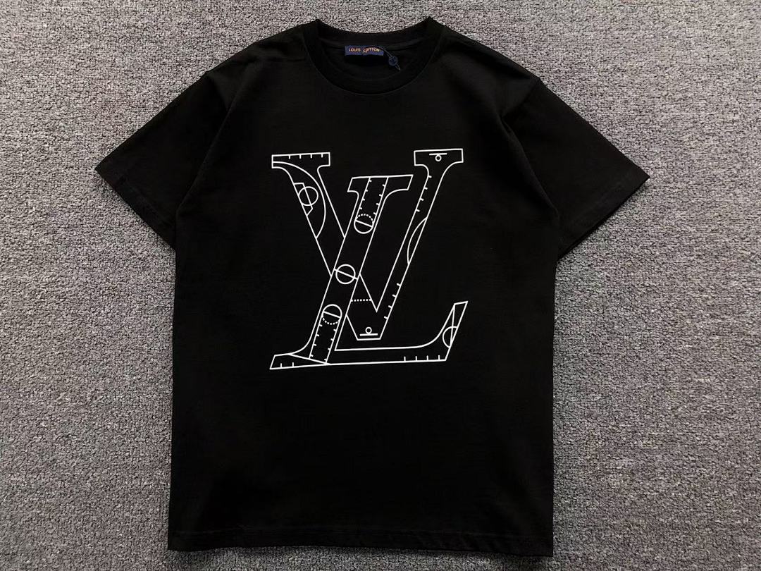 Louis Vuitton 108 L⭐ T-SHIRT 41062609126 (Im 170Cm 60Kg I Wear Size XS In The Phot) - Image 13