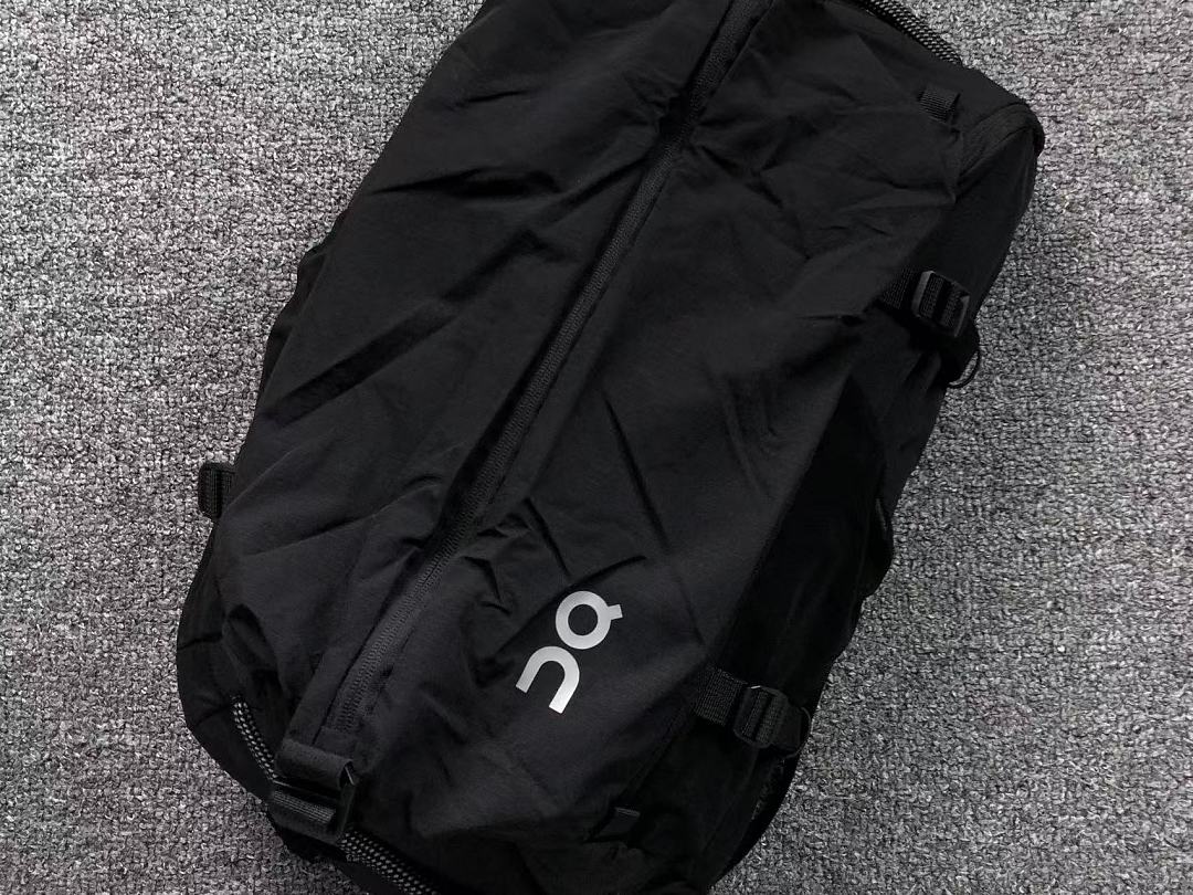 On Running 288 ON BAG 3205081223 (Long 28CM* Wide 15CM* High 48CM) - Image 9