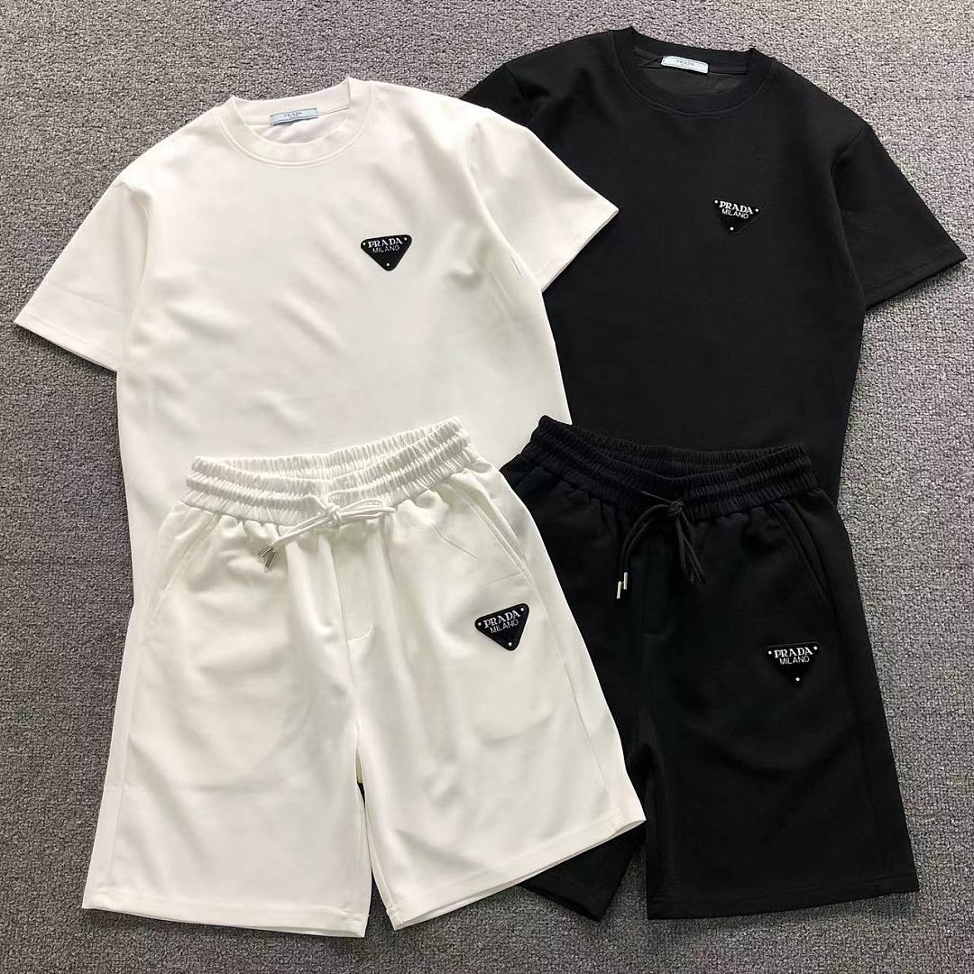 Prada 218 P⭐A⭐A T-SHIRT SHORTS 5260213147 (Im 170Cm 60Kg I Wear Size M In The Phot)