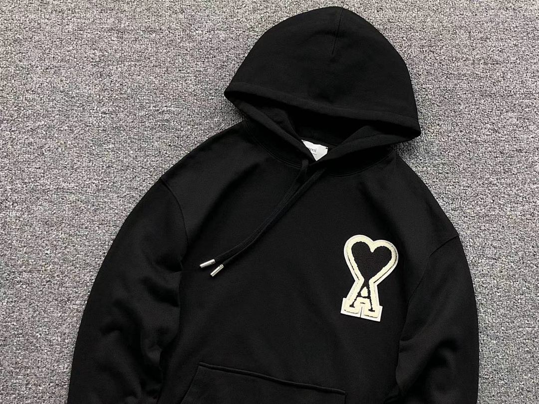AMI 168 AMI HOODIE 3110170521 (Im 170Cm 60Kg I Wear Size M In The Phot) - Image 38